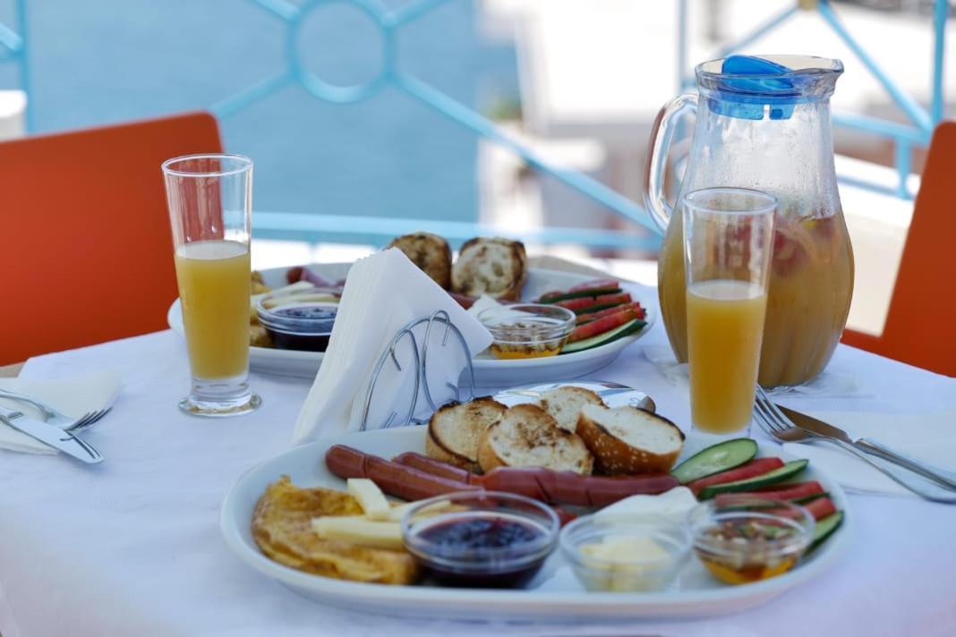 Blue Heaven Hotel Saranda Dış mekan fotoğraf