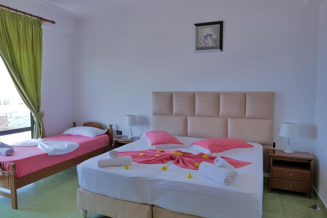 Blue Heaven Hotel Saranda Dış mekan fotoğraf