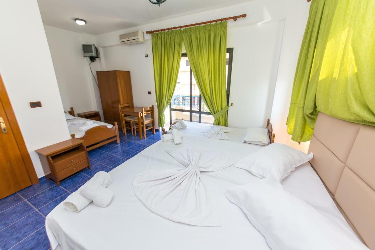 Blue Heaven Hotel Saranda Dış mekan fotoğraf